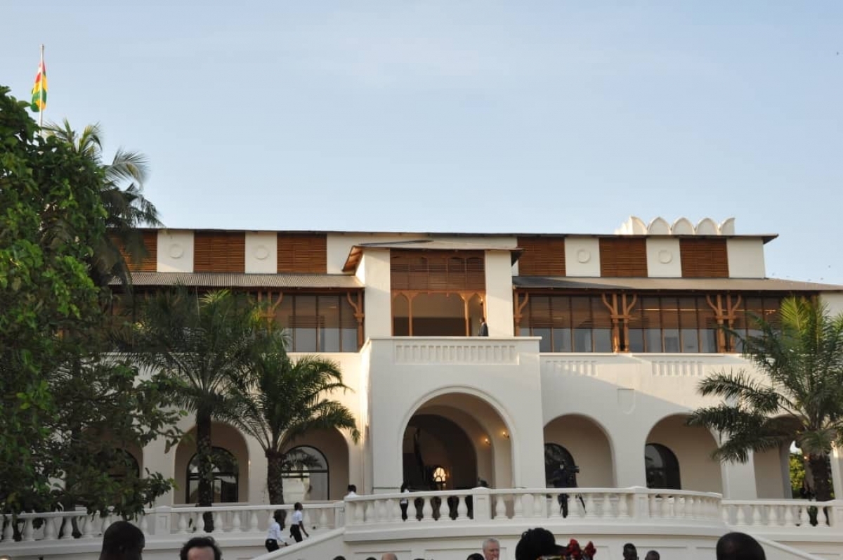 Lire la suite à propos de l’article Le Chef de l&rsquo;Etat ouvre les portes du Palais de Lomé aux Togolais