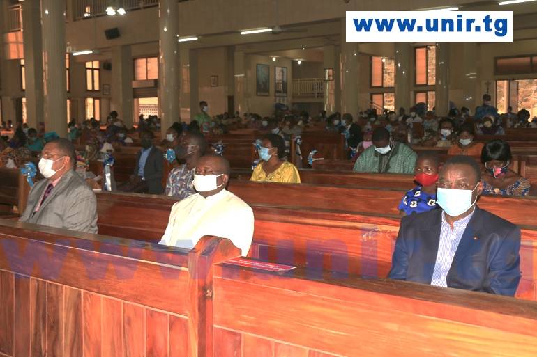 Lire la suite à propos de l’article 16ème Anniversaire de la disparition du Président Gnassingbé Eyadéma : Une messe catholique et un culte protestant ont clôturé les festivités à Lomé