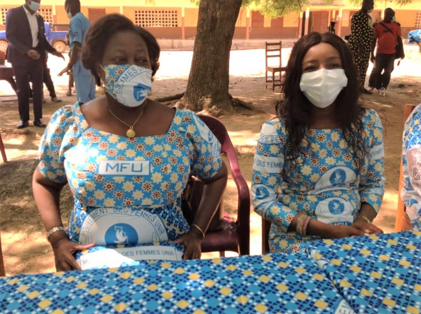 Lire la suite à propos de l’article Les militantes Raymonde Lawson et Abira Bonfoh sensibilisent le grand Bassar sur la scolarisation de la jeune fille