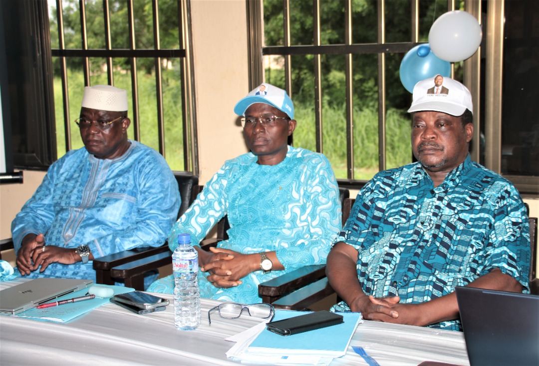 Lire la suite à propos de l’article Formation UNIR – Région des Savanes : Les militants de UNIR Tanjouare « réitèrent leur gratitude » au Distingué Militant.