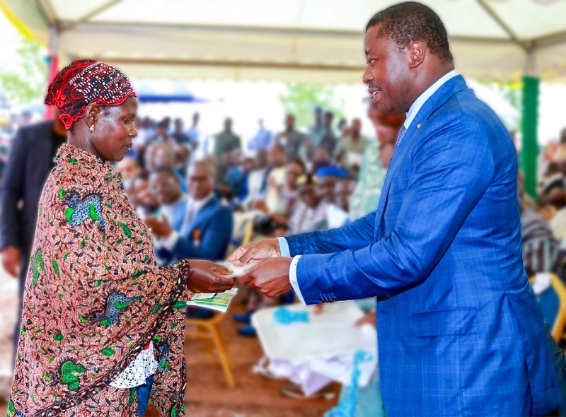 Lire la suite à propos de l’article Projet de Loi des finances 2023 : Encore et davantage d’actions sociales prévues