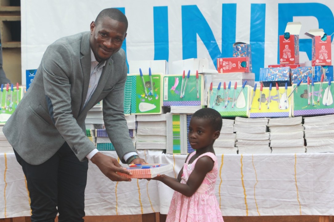 Lire la suite à propos de l’article Le parti Unir soutient la politique éducative du gouvernement avec le programme Vacances Utiles dans la préfecture de Vo