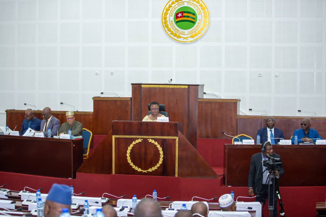 Lire la suite à propos de l’article Rapport sur la gestion du fonds Covid19 : l&rsquo;assemblée nationale échanges avec les différents acteurs concernés