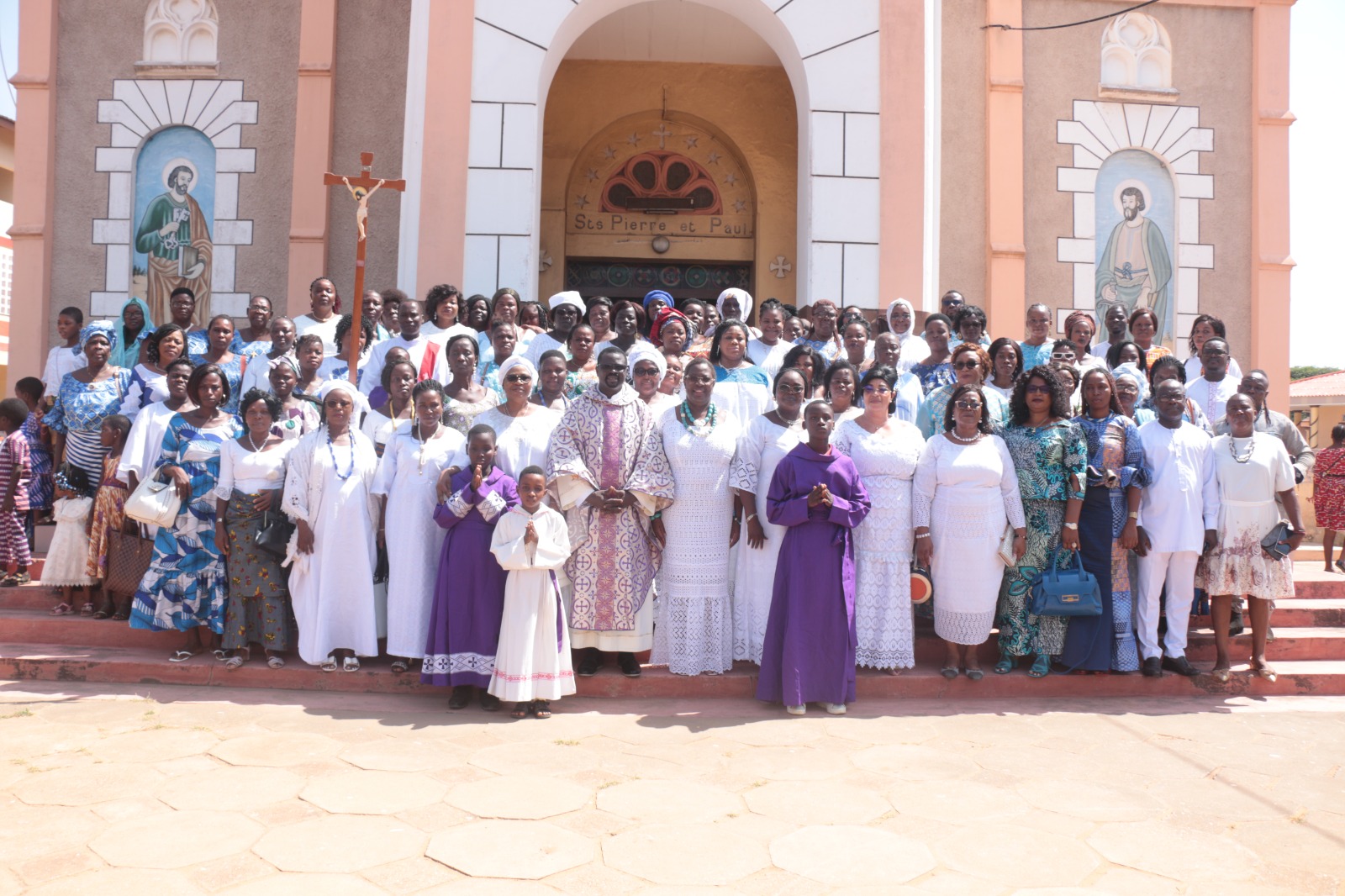 Lire la suite à propos de l’article Le Mouvement des Femmes Unir rend grâce à Dieu pour ses six ans d&rsquo;existence