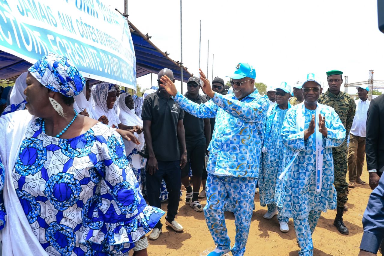 Lire la suite à propos de l’article UNIR lance une campagne de proximité à Tchamba pour les élections législatives et régionales