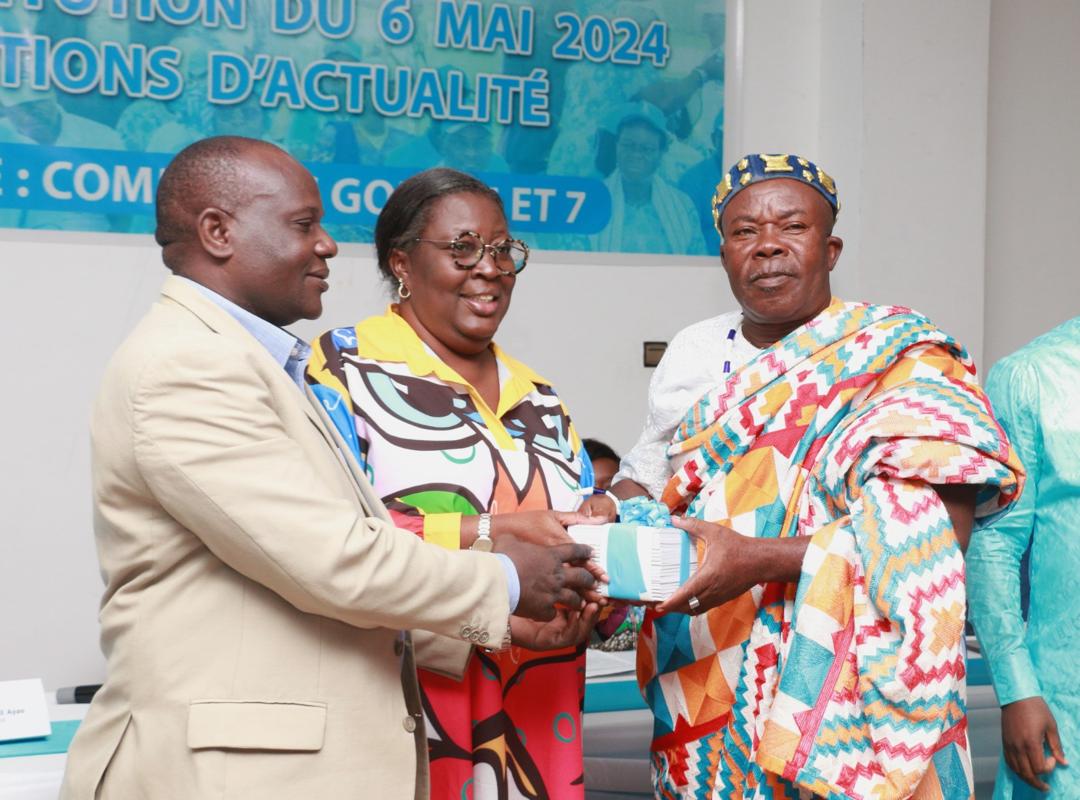 Lire la suite à propos de l’article Vacances parlementaires : les députés Unir en visite dans les communes du Golfe 5 et 7