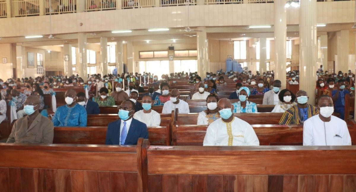 1a1c7a0ba8794f499343f3710b15a9ab_XL