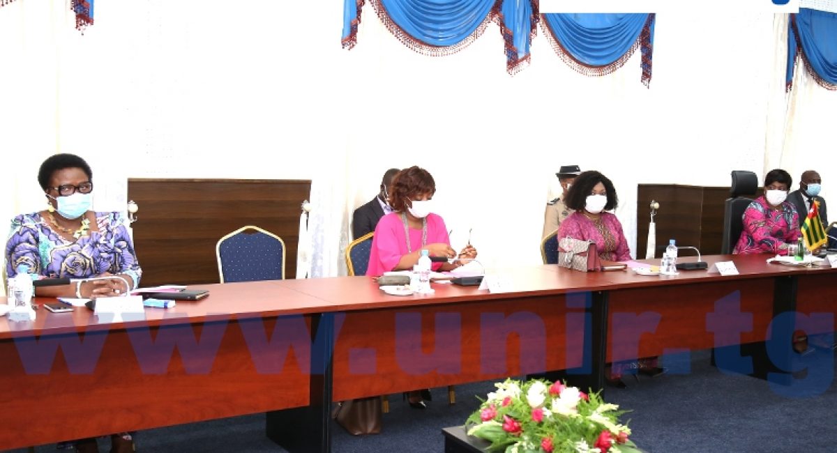 28232e87509dedeadc0cd2b6a94ea3f5