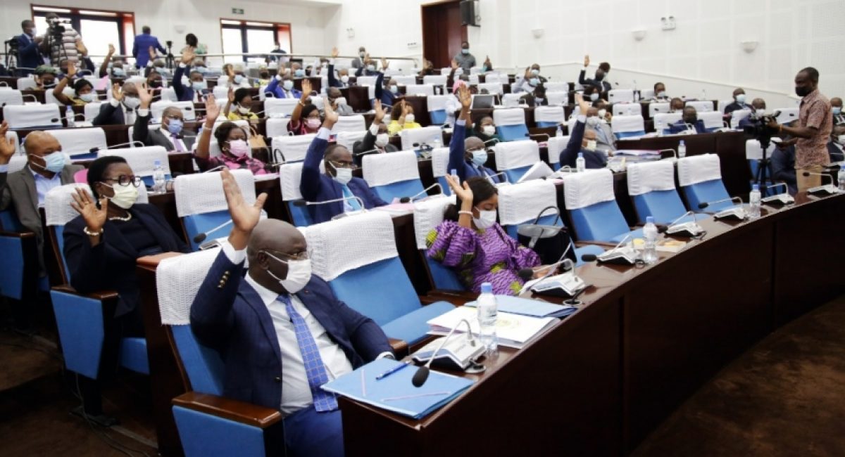 72d71c3e1a75301c5a2942cd172af179_XL