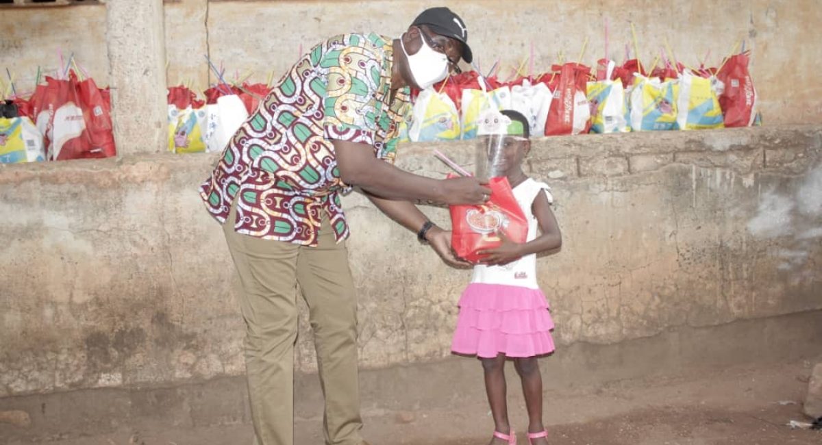 86e8e67edae9219d12d438efd5f5a939