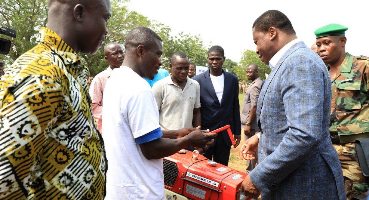 8d967de4fb0deac392e6fc1838a87d15