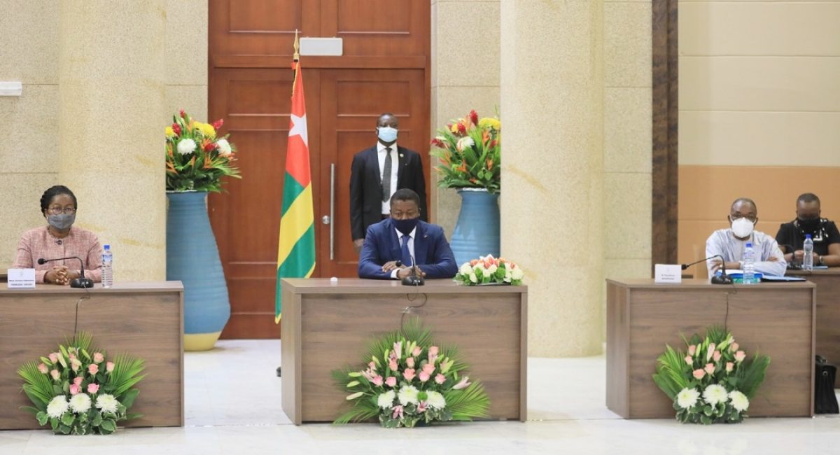 8ee107fb8e11fa27c5eb0c84c03d7dff