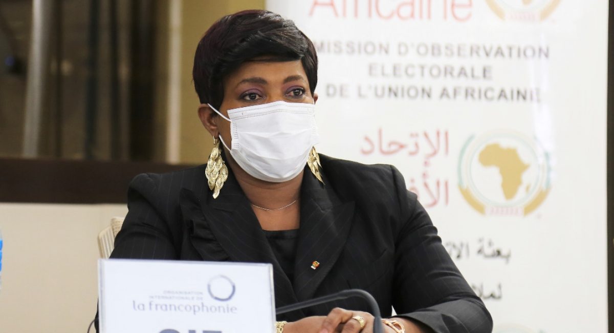 935dbd09c0a7727e2143877810820513