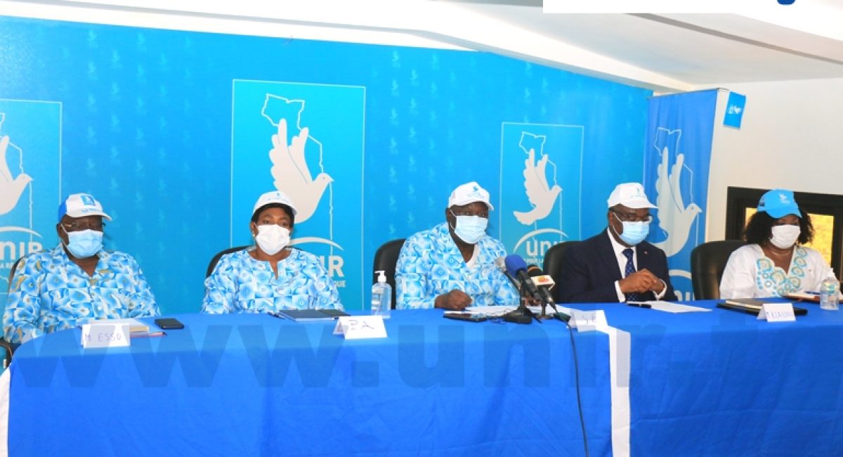 ef8bd3de49a270d49d40baf602fbfad5