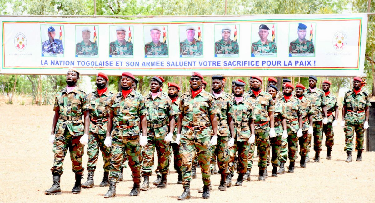 Attaque du poste de Kpékakandi : le Togo rend un hommage solennel aux huit soldats tués